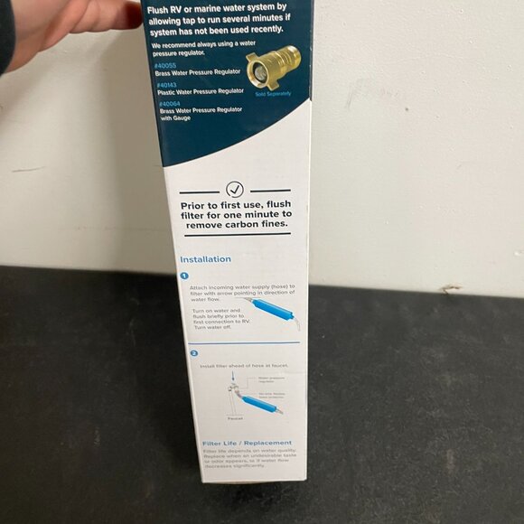 Camco RV & Marine Exterior XL Carbon Water Filter W/ Flexible Hose 40019 - Picture 2 of 3